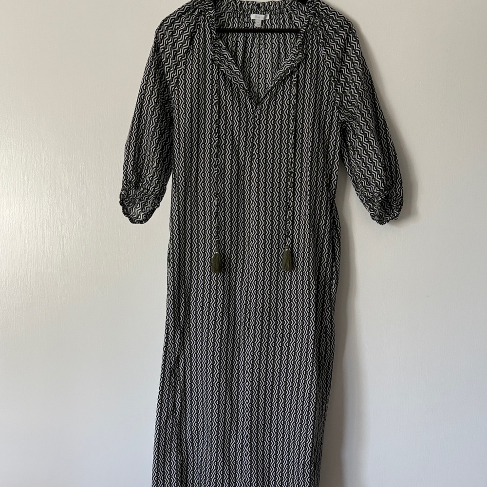 Calm by Johnny Was               Elegant Black and White Long Sleeve Dress